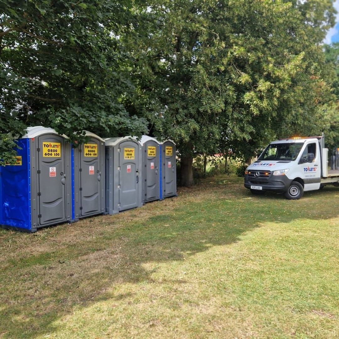 portable toilet hire for your party